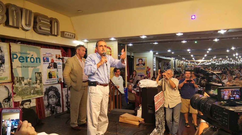 Guillermo Moreno anoche en el Hotel Bauen, en la cena de la Agrupación Oesterheld