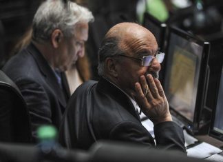 Carlos Tomada en la Legislatura