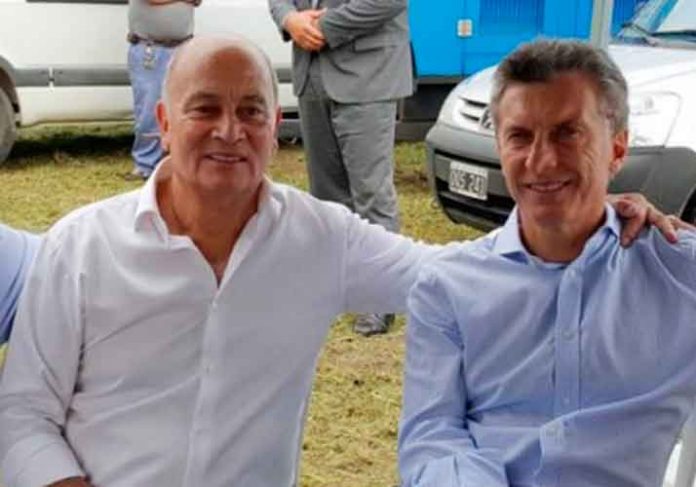 Macri-Momo